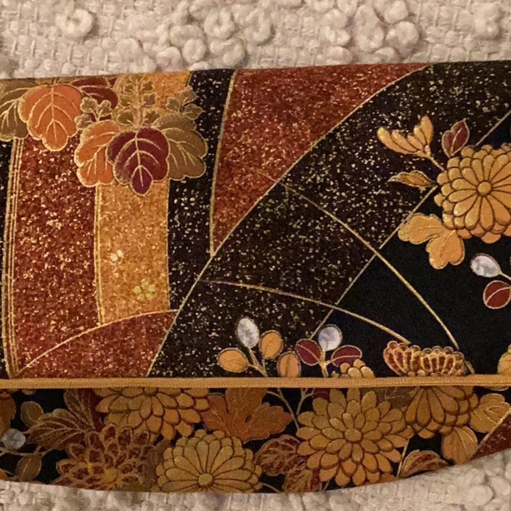 Beautiful Fabric Handmade Women’s Clutch/Wristlet- NWOT